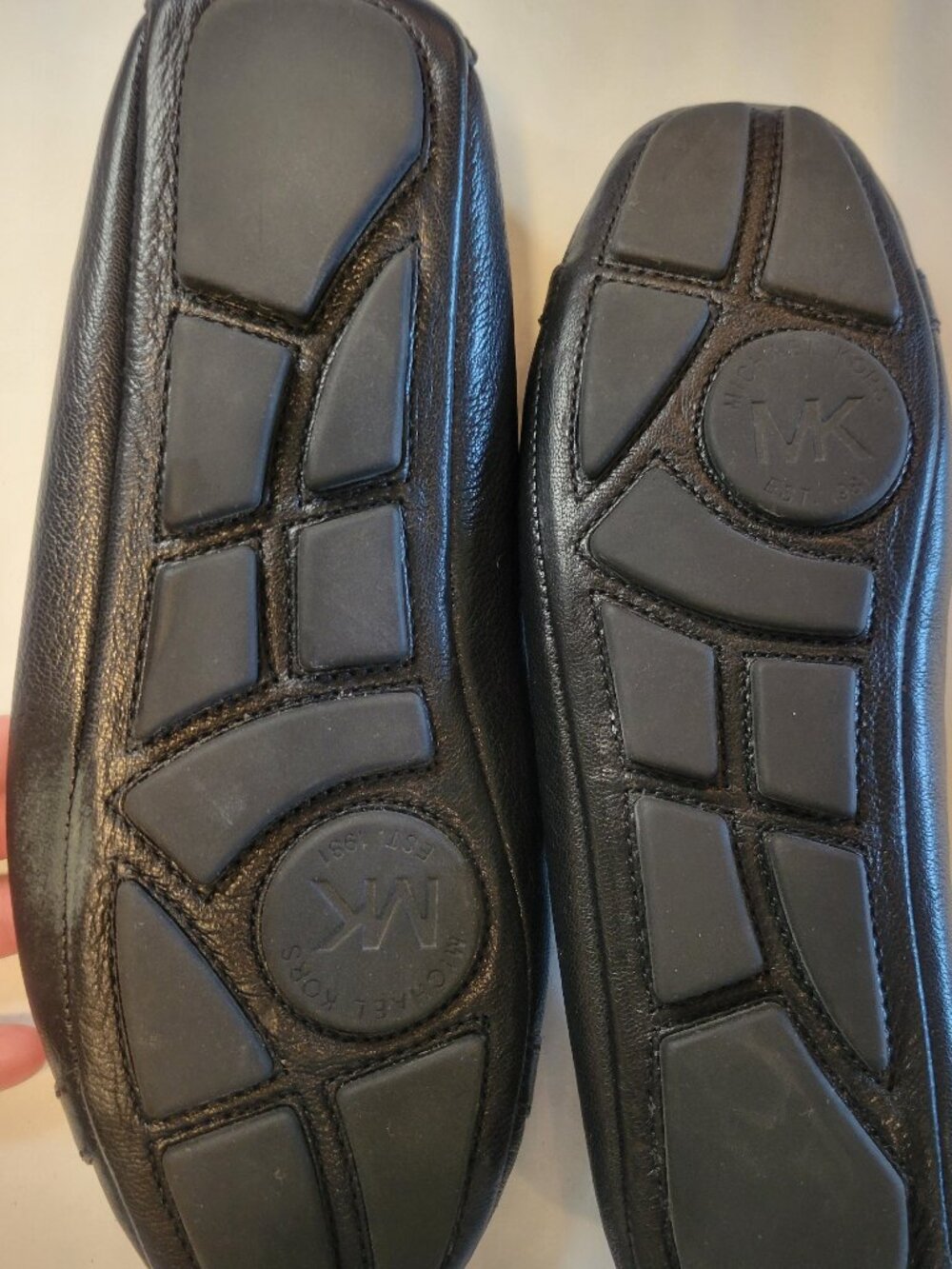 Michael Kors Black Leather Ballet Flats Gold MK Logo Loafers 7M - Picture 8 of 12